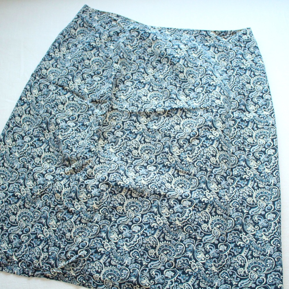 Skirt for women